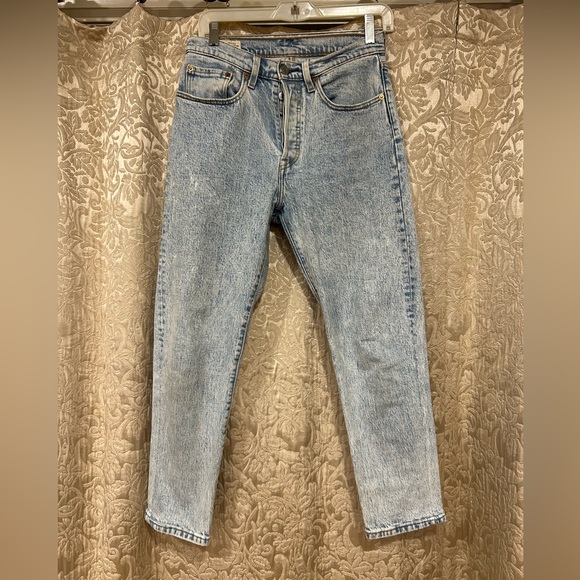 LEVI'S Women's 501 Jeans Size W26 / L26 - Light Blue, Button Fly, Quality - Picture 2 of 16